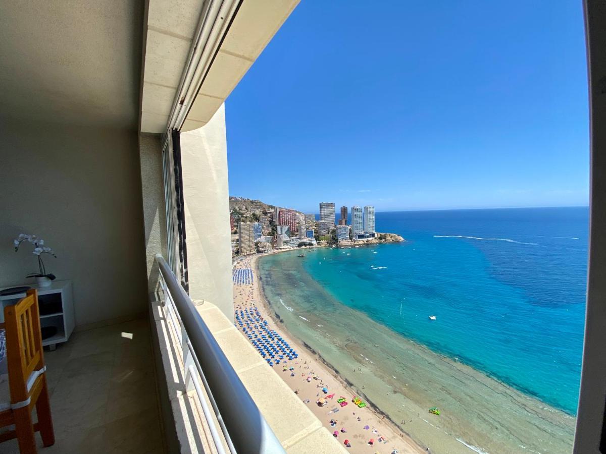 Apartamento Torre Levante, primera línea de playa Benidorm Exterior foto