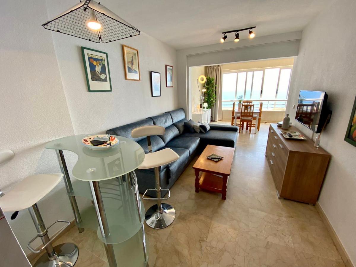 Apartamento Torre Levante, primera línea de playa Benidorm Exterior foto