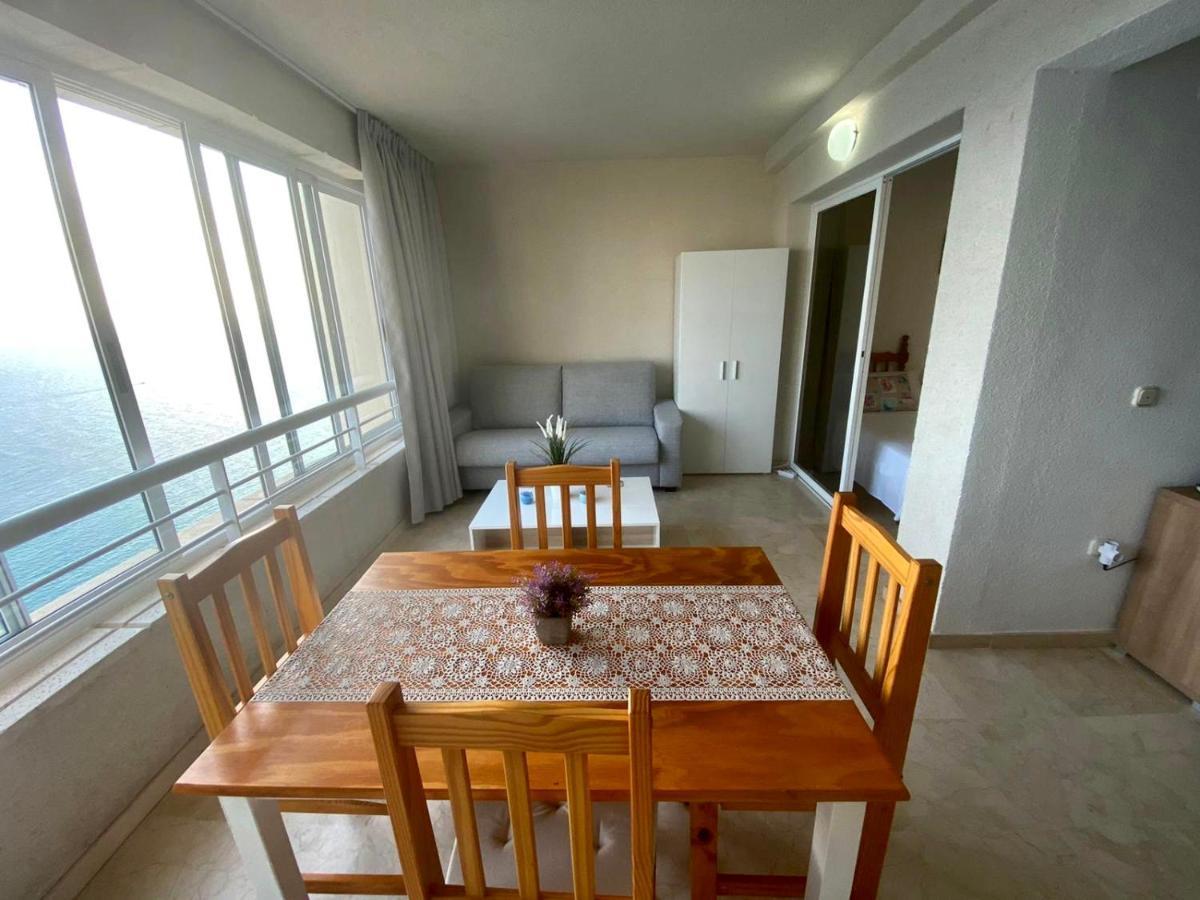 Apartamento Torre Levante, primera línea de playa Benidorm Exterior foto