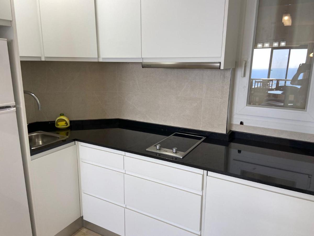 Apartamento Torre Levante, primera línea de playa Benidorm Exterior foto